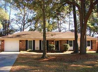 129 Wyckfield Rd, Savannah, GA 31410