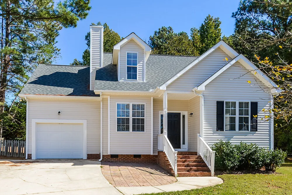 3 bed, 2.5 bath, 1625 sqft, $2,230 — Photo 1