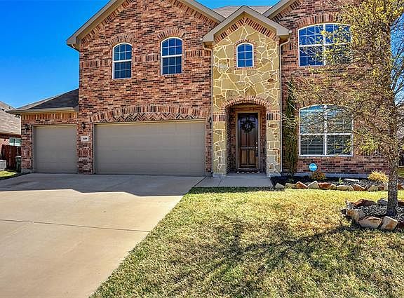 3rd image of 809 S Cormorant Dr