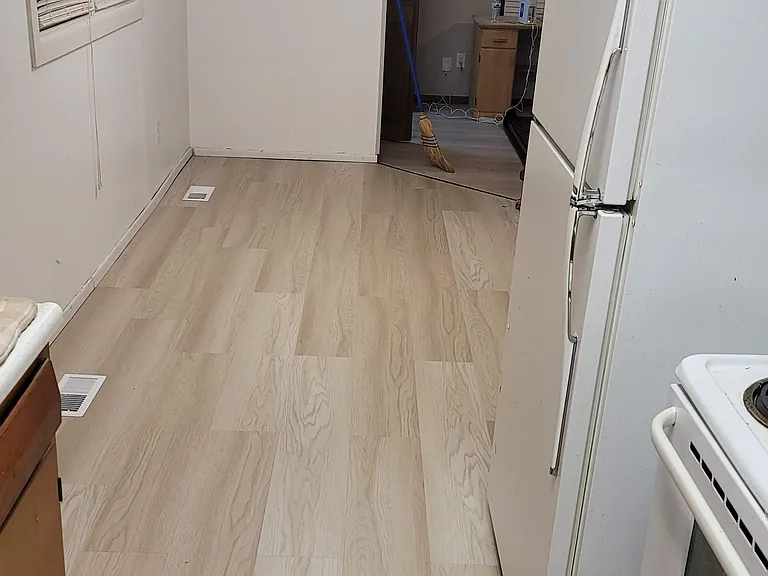 406 Warner St NW — Photo 16
