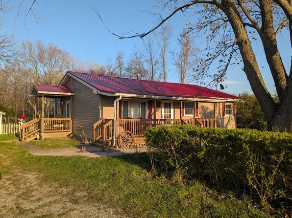 741 N State Route 130, Tuscola, IL 61953