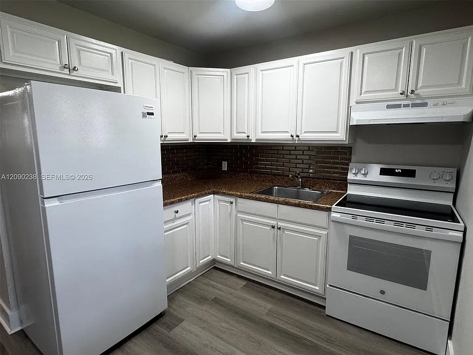 1345 W 28th St #2