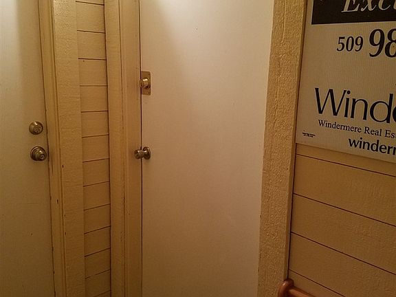 2nd image of 28600 N Mount Spokane Park Dr #205