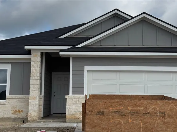5520 Harriet St, Bryan, TX 77807
