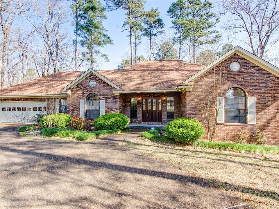 1st image of 1604 Millcreek Dr