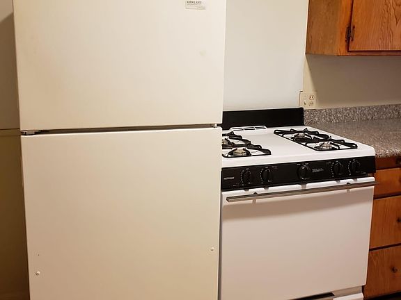 2nd image of 207 S 3rd Ave #0
