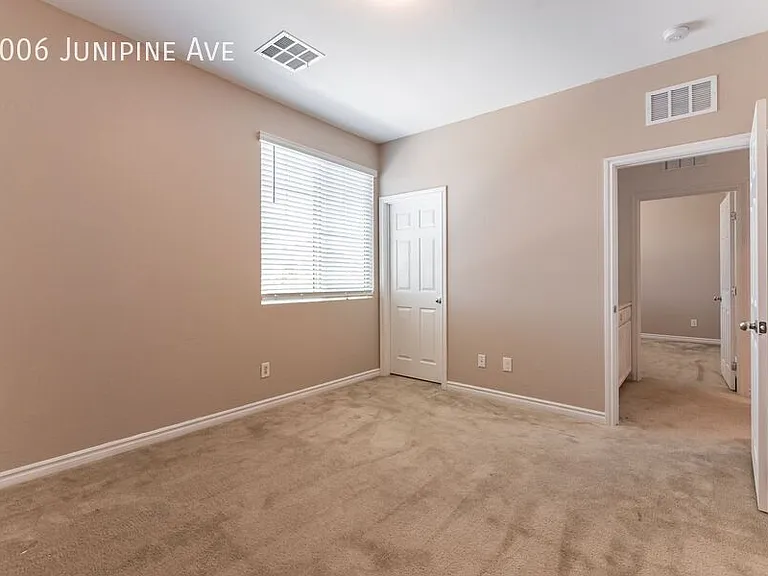 1006 Junipine Ave — Photo 8