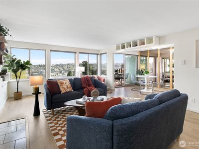 3400 25th Avenue W #204, Seattle, WA, 98199