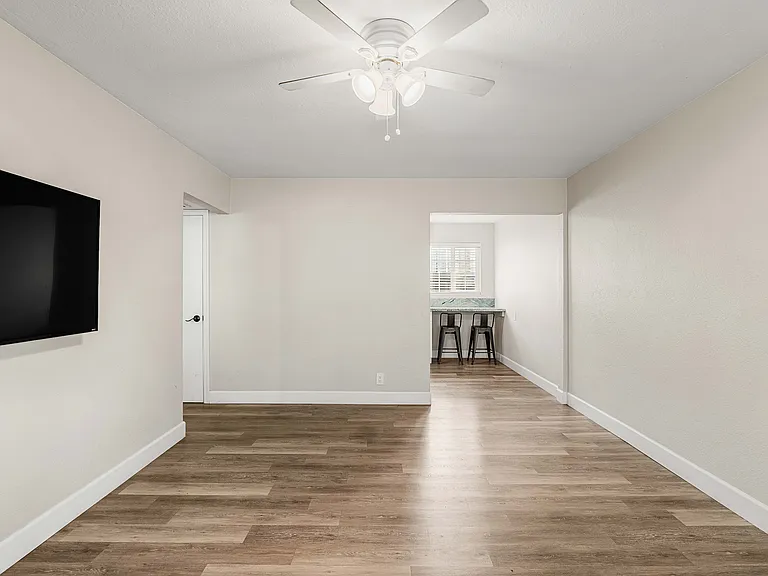 508 N 9th Ave #1 — Photo 10