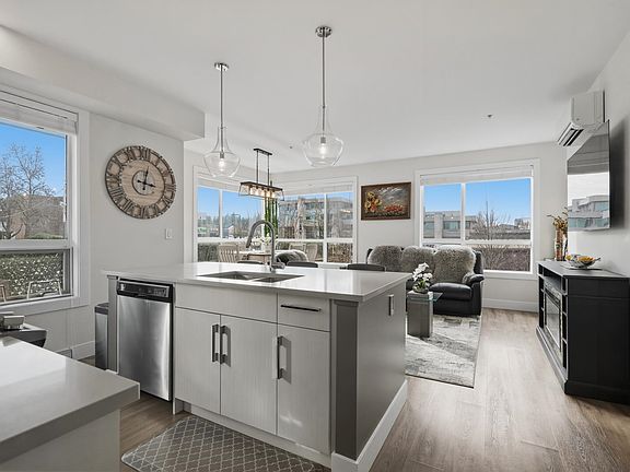 2nd image of 32838 Ventura Ave #212