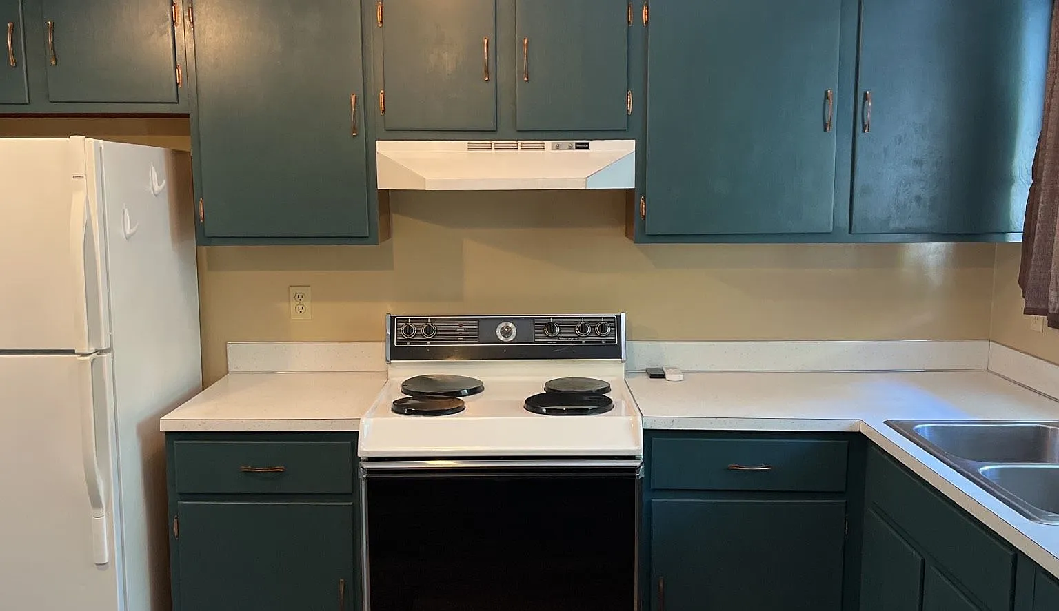 Pinecrest Fourplex — Photo 2