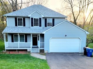 3 Inwood Ln, Farmington, CT 06032