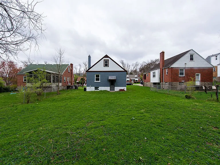 5273 Ponce Ln — Photo 37