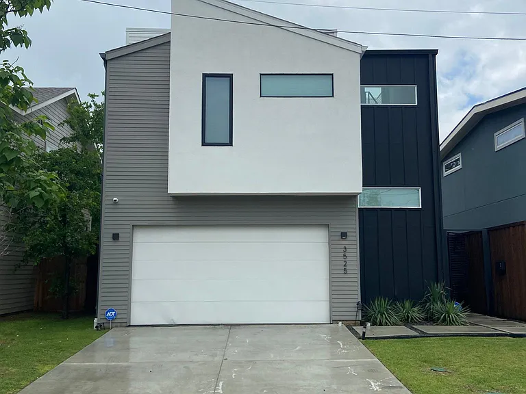 3525 Rutz St — Photo 1