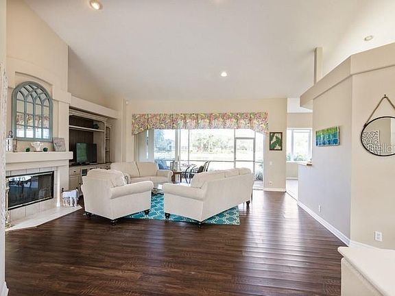 5th image of 10160 Cherry Hills Avenue Cir