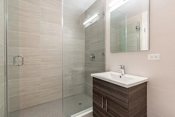 Rented by Stonehenge NYC LLC | media 6