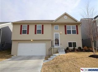 1743 N 207th St, Elkhorn, NE 68022