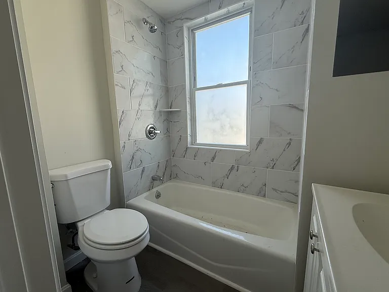 376 Summer St #2 — Photo 6