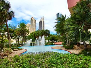 210 174th St APT 2004, Sunny Isles Beach, FL 33160