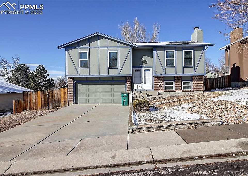 1st image of 4958 Wood Brook Ct