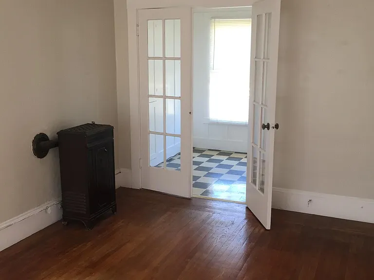 2535 Regent St #6 — Photo 11