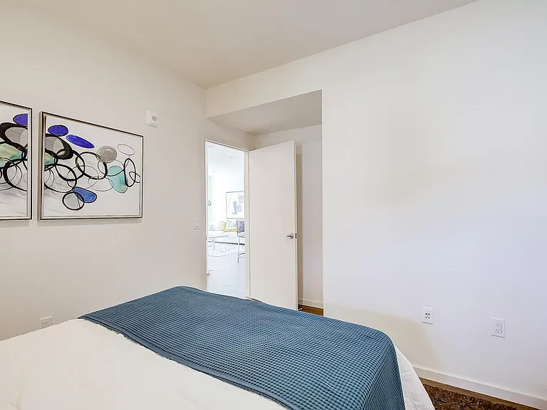 1901 Echo Park Ave #201 — Photo 12