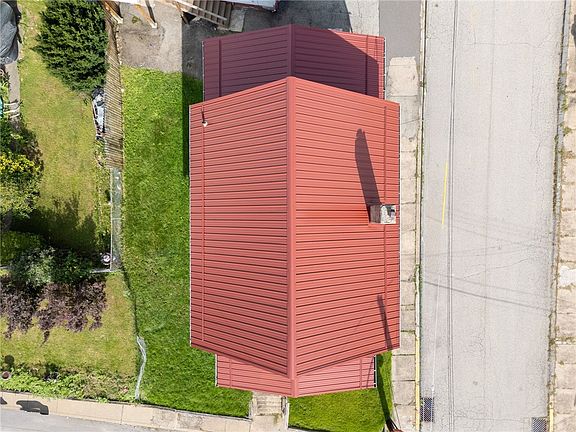 5th image of 140 Hamilton St