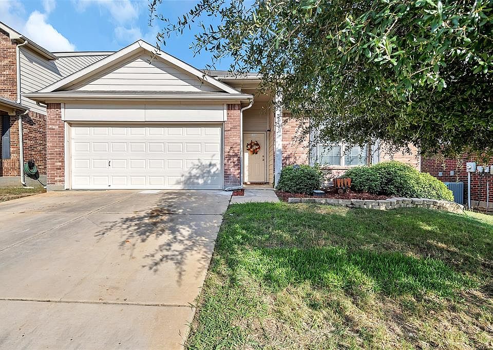 1st image of 5137 Raymond Dr