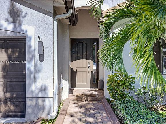 3rd image of 11943 SW 253rd St