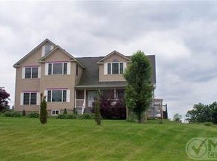 4 Rondout Ln, Accord, NY 12404