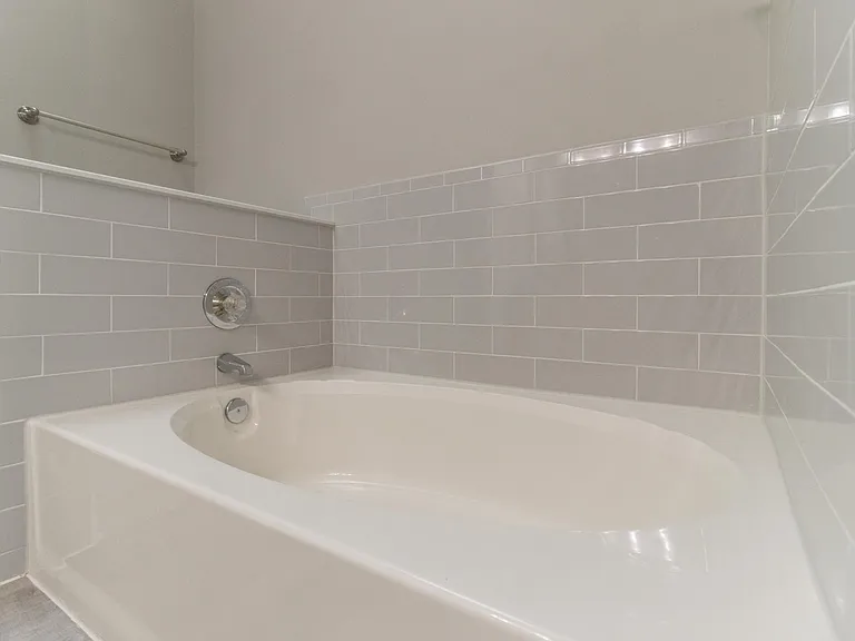 733 Mashie Ct — Photo 27