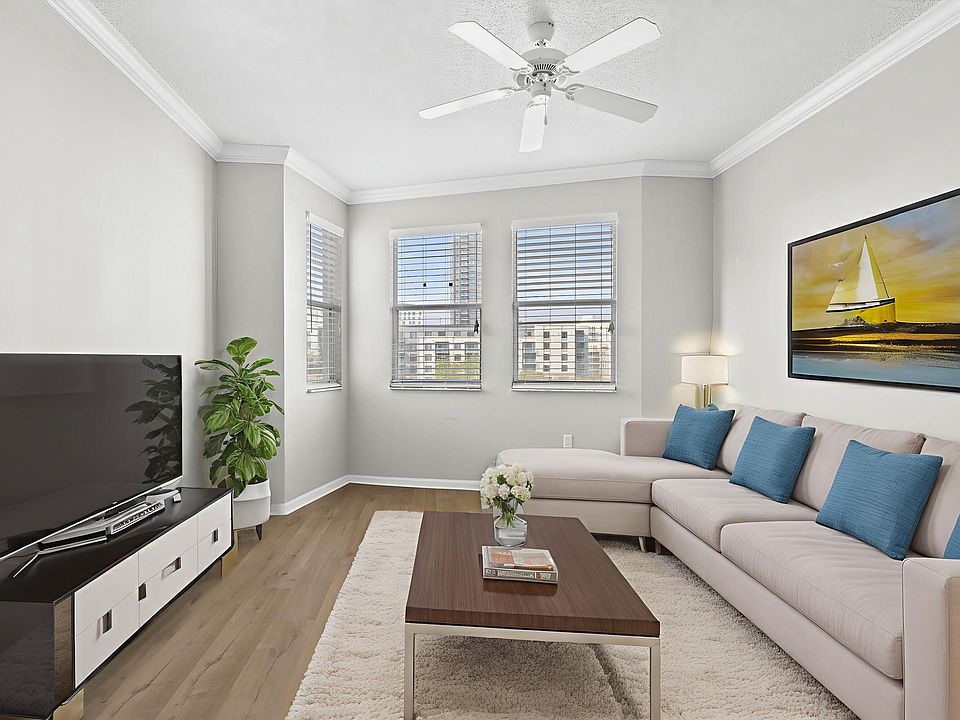 1st image of 533 NE 3rd Avenue #540