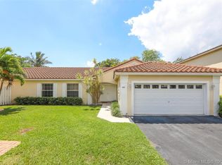 9532 NW 9th Ct, Plantation, FL 33324