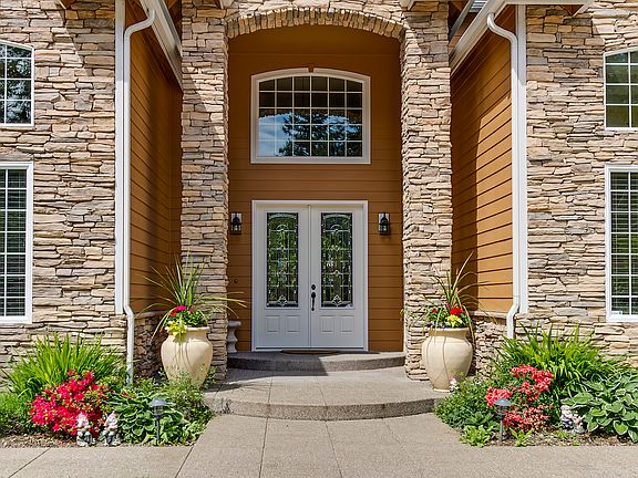Stunning Entry