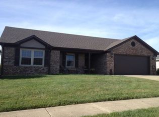 2182 Winfield Park Dr, Greenfield, IN 46140