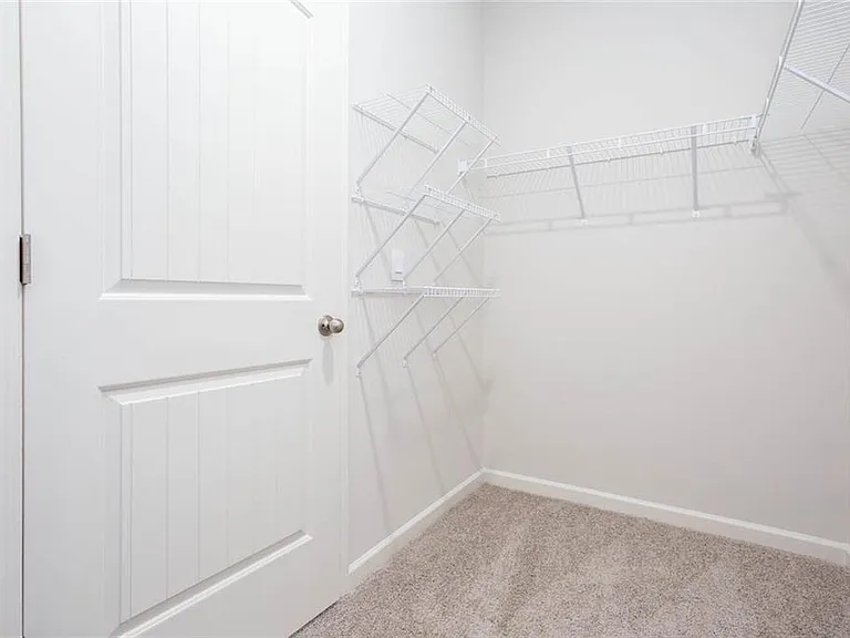 61 Grove Springs Ct — Photo 21