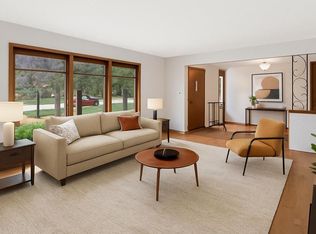 3845 Lakeview Dr, Mount Pleasant, WI 53403