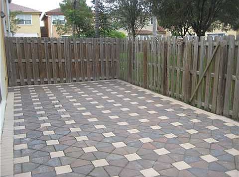 5th image of 8381 NW 114 Pa