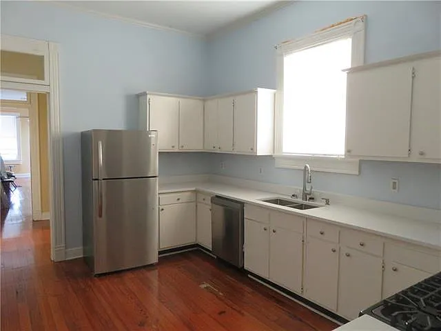 4920 Lasalle St — Photo 7