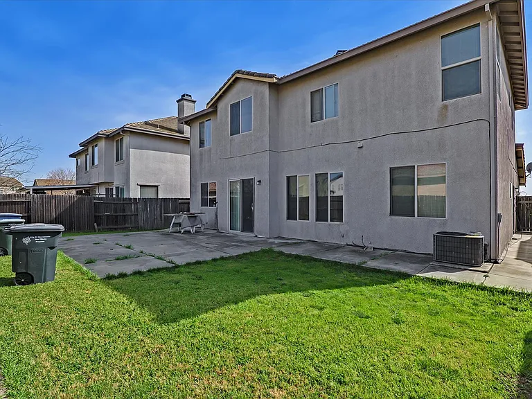 2107 Expedition Way — Photo 48
