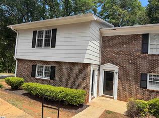 101 Fernridge Dr, Spartanburg, SC 29307