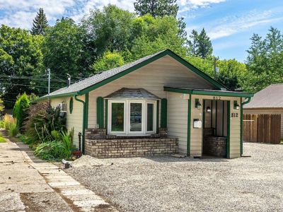 812 N 15th St, Coeur D Alene, ID, 83814