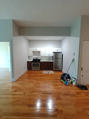 Rented by City Vista Inc | media 3