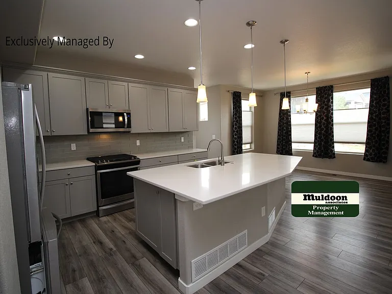 2322 Pelican Bay Dr — Photo 4