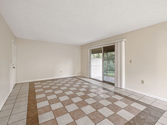 5th image of 3657 Boone Park Ave #1