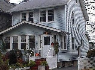 8 Park Dr W, West Orange, NJ 07052