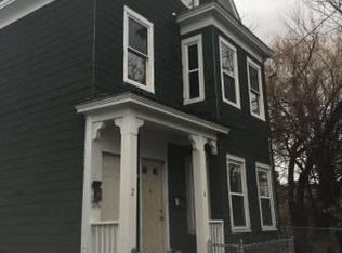 4 Clifton Pl, Lowell, MA 01850