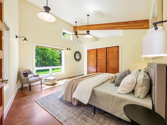 3rd image of 1848 Anderson Creek Rd