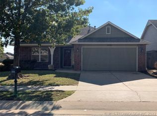 14316 E 113th St N, Owasso, OK 74055