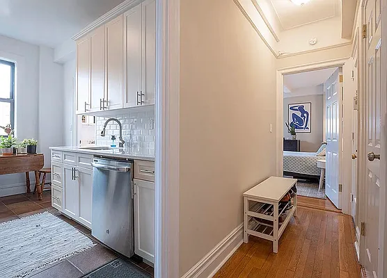 Rented by Rita S Citrin, LREB | media 24